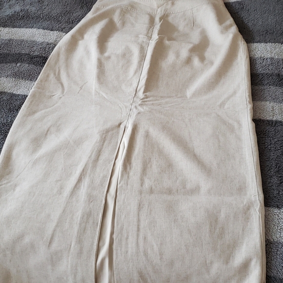 CLEO linen blend fully lined skirt set - Picture 6 of 11